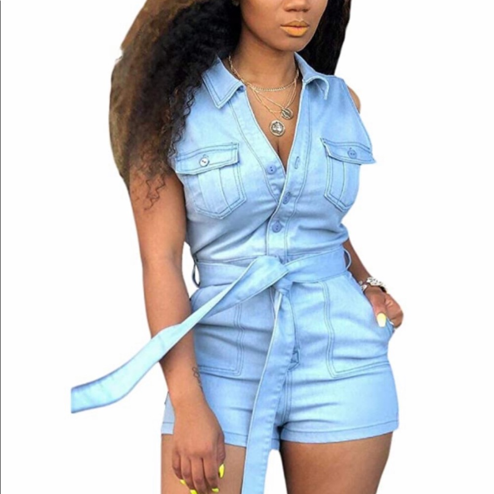 NEW NO TAGS.    Shorts romper